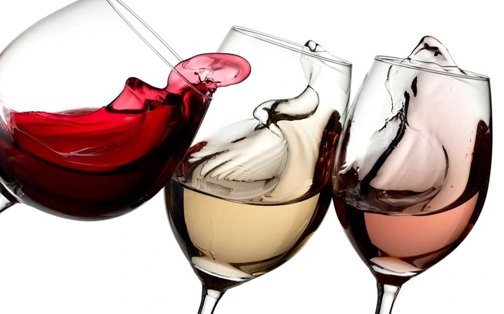 Voici la différence entre vin blanc, vin rosé et vin rouge