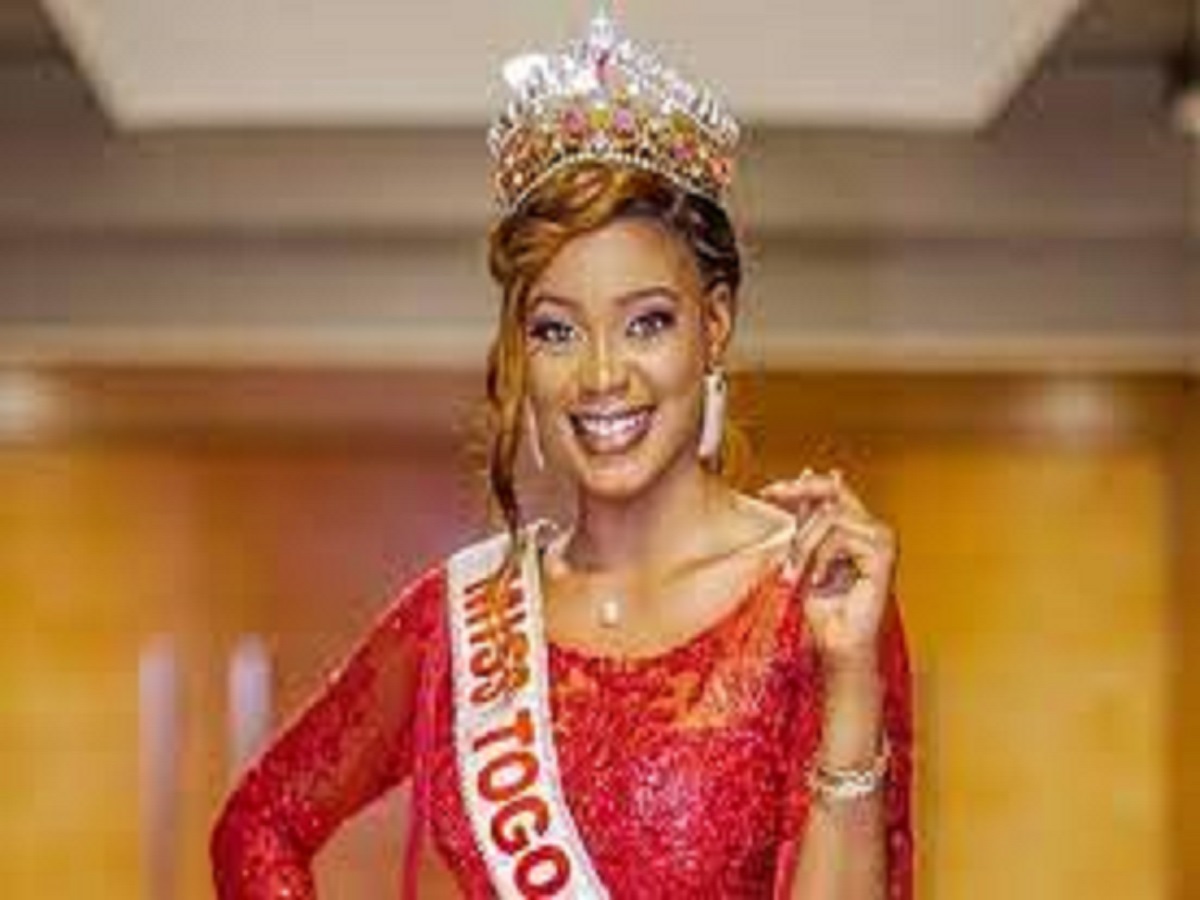 Aïda Yombo : le somptueux travaillement de la miss Togo 2019 sur une artiste togolaise fait le buzz (vidéo)