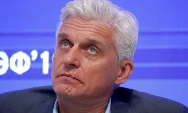Guerre en Ukraine : »Je ne vois pas un seul bénéficiaire de cette guerre insensée »; le milliardaire russe Oleg Tinkov appelle à la fin du « massacre »
