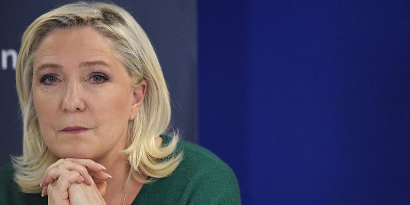 Marine Le Pen :  son père lui versait un salaire pharamineux