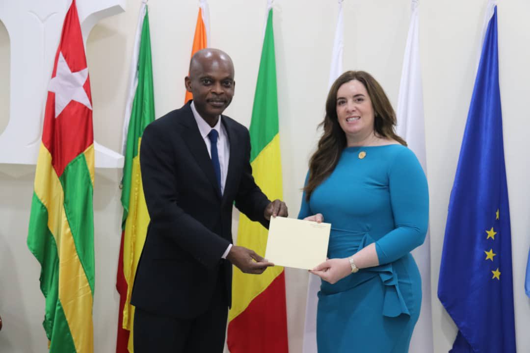 Togo :  le ministre Robert Dussey reçoit le nouvel ambassadeur des USA