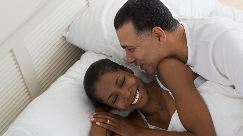 Mesdames, voici 6 choses à garder à portée de main si vous êtes sexuellement active