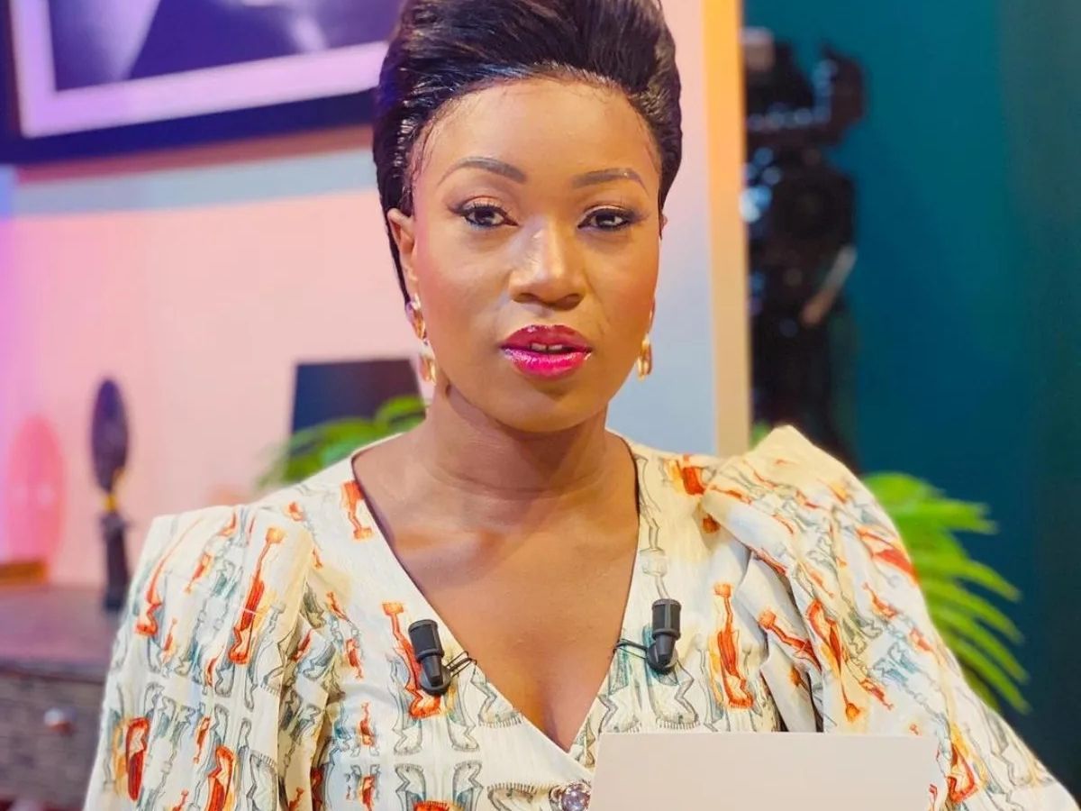 Alpha Blondy : Quand Konnie Touré et ses Queens font pleurer la légende du reggae en direct (vidéo)