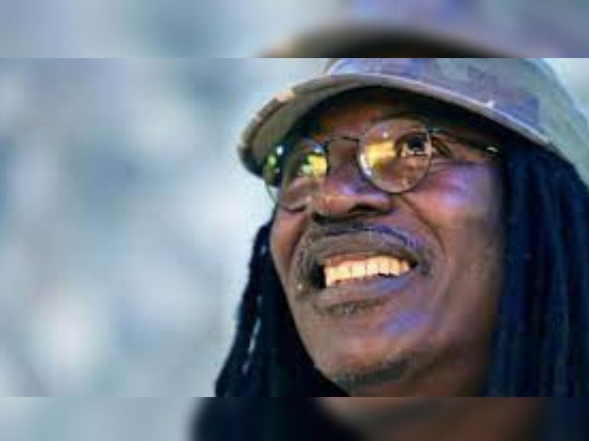 Alpha Blondy charmé par Dominique Ouattara : « C’est un canon scié ! C’est du haut calibre »