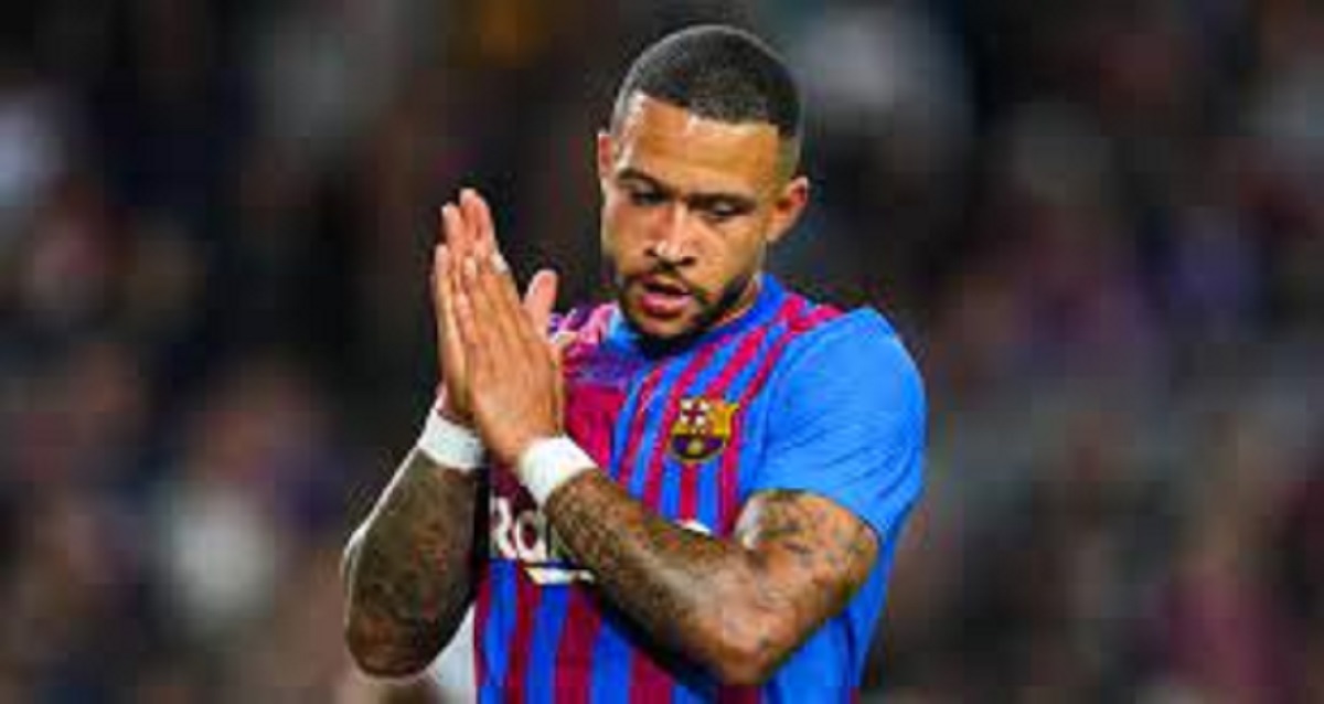 Memphis Depay au Ghana : ce beau geste de la star charme les fans (vidéo)