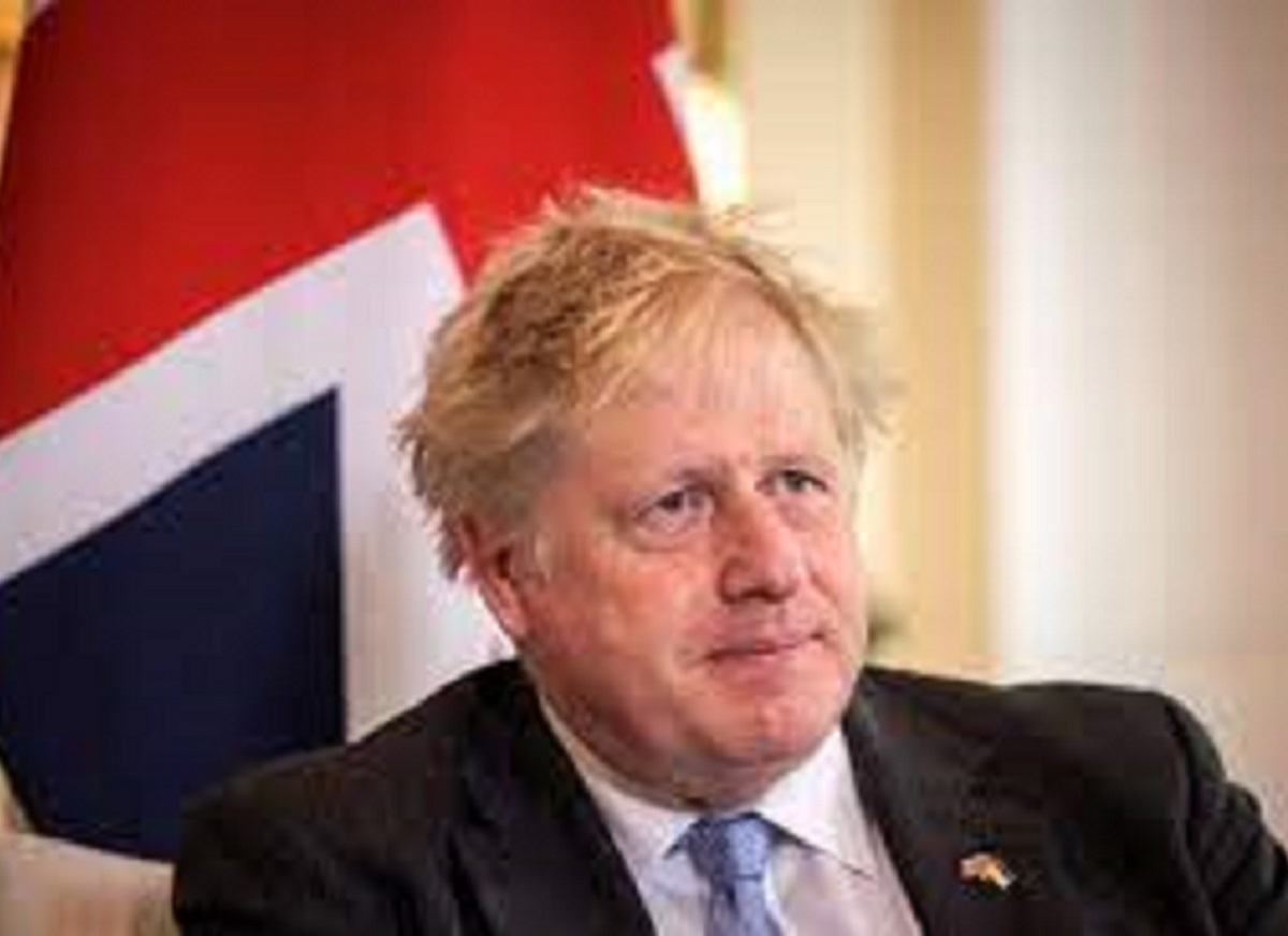 Partygate : des photos compromettantes de Boris Johnson font jaser