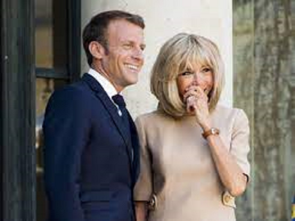 « Cela le fait râler » : Brigitte Macron révèle son petit geste qui agace Emmanuel Macron au quotidien