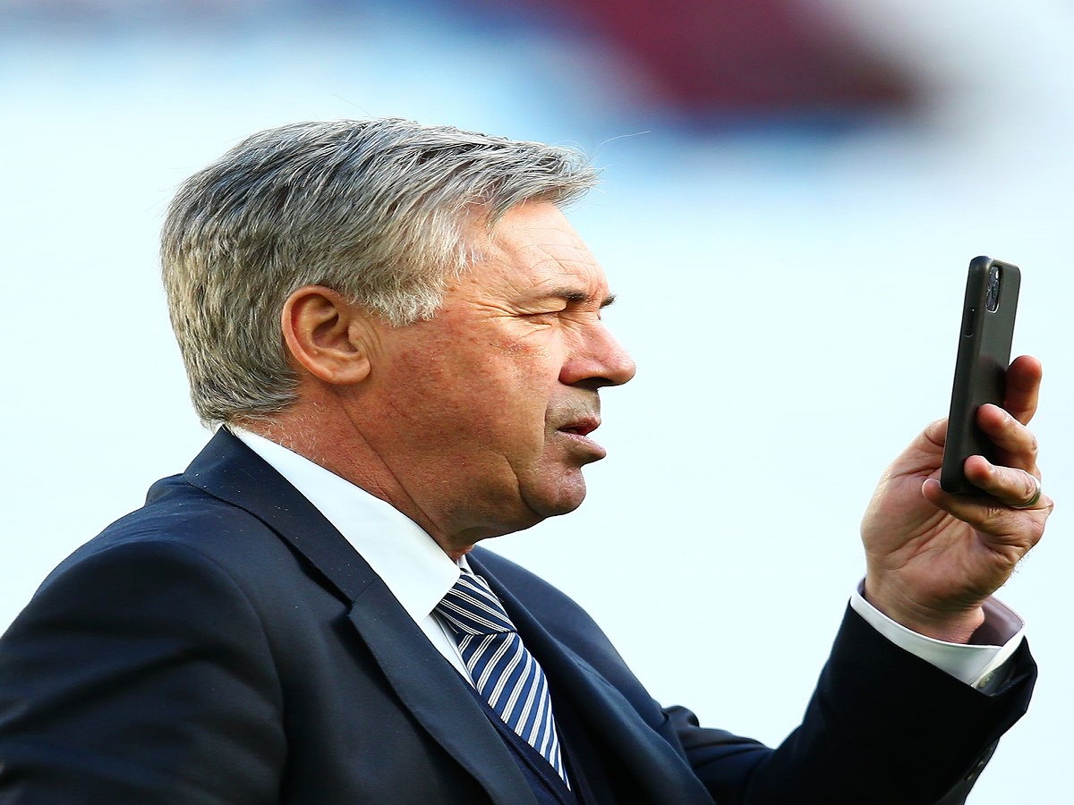 Ancelotti et Rigobert Song : le fameux appel que se seraient passé les deux coachs lors du match Real – City et qui aurait décanté la situation (photo)