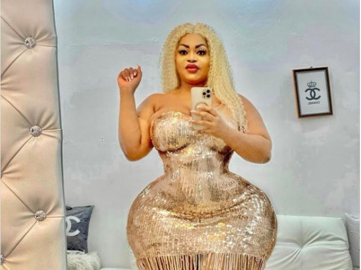 Claudy Siar : l’animateur réagit à un cliché torride d’Eudoxie Yao et ébranle le net (photo)