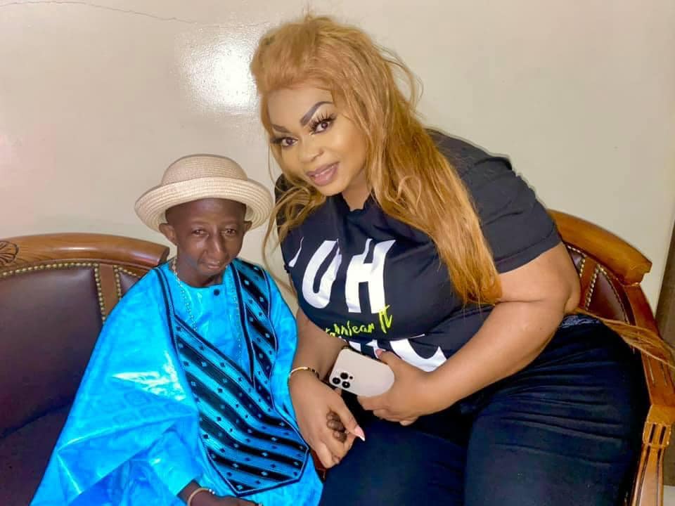 Grand P a-t-il reconquis Eudoxie Yao avec son tatouage ? Le couple sème la confusion (Photo)