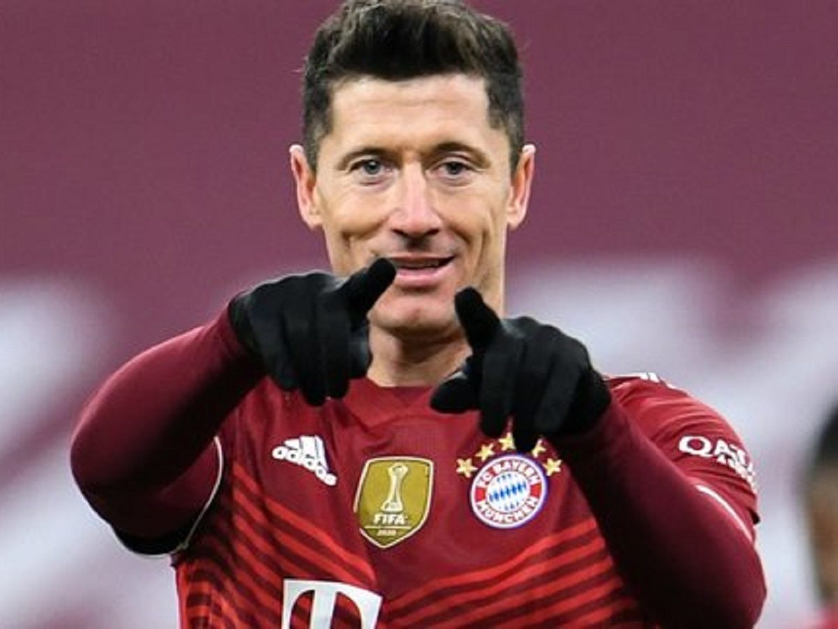 Des maillots de Lewandowski payés par son agent à… le futur club du Polonais enfin dévoilé !