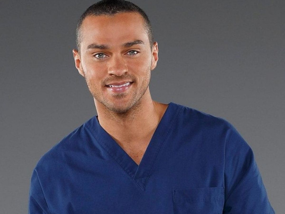 Jesse Williams sur ces nudes qui embrasent la toile : « …une fois que vous le voyez, vous réalisez que c’est un garçon » (vidéo)