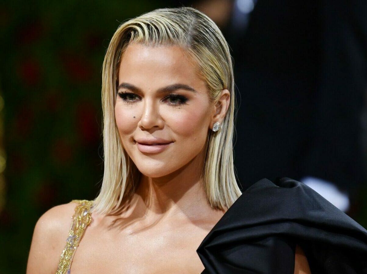 Khloe Kardashian : la star surprend en révélant la raison pour laquelle elle fumait en étant enceinte
