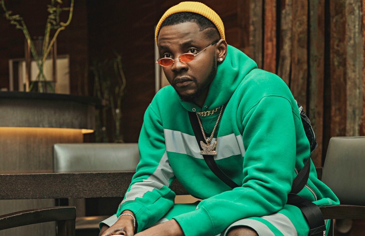 Kizz Daniel : quand le chanteur insulte ses fans sur scène
