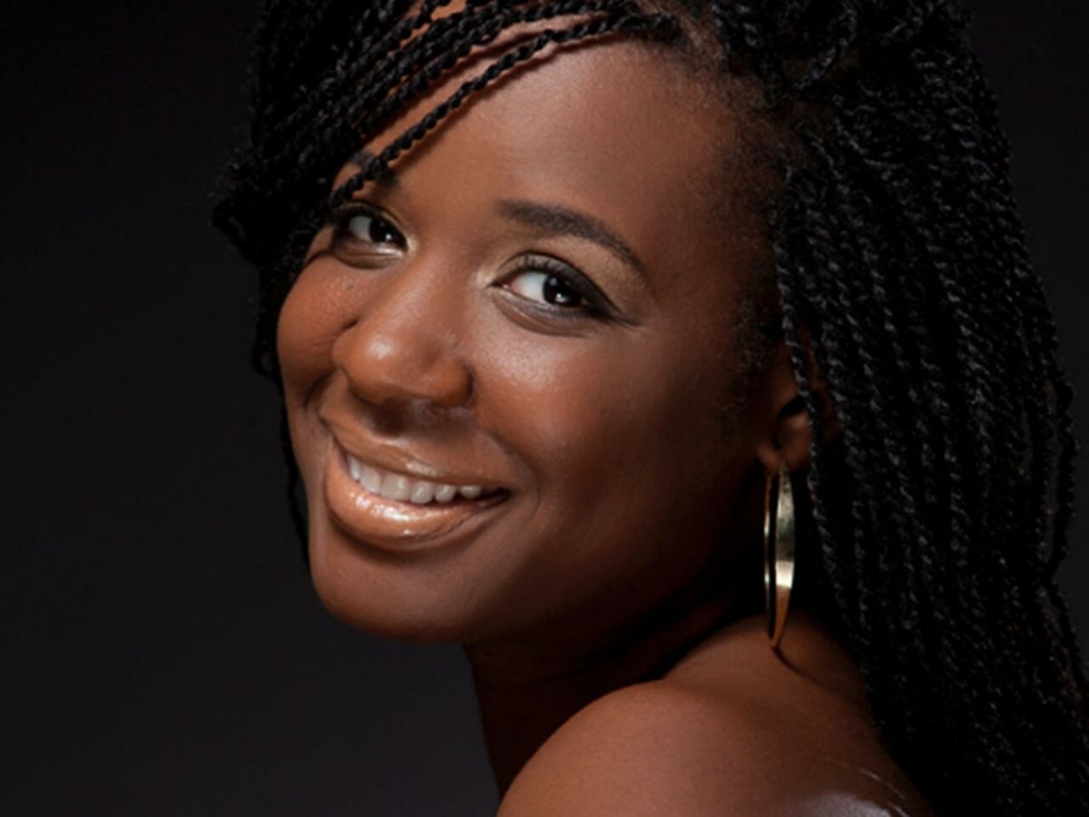 Charlotte Dipanda métamorphosée : la diva s’offre un nouveau look capillaire (photo)