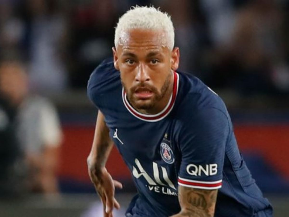 Neymar : « Un jour, mon père m’a donné de l’argent pour payer la facture. Mais… » le Brésilien raconte une mésaventure avec son père