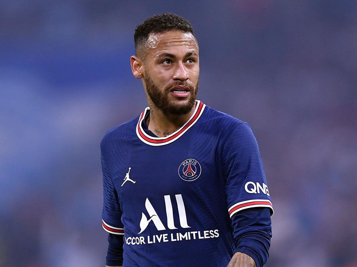 Neymar sur le Ballon d’Or :  »Je m’en fous… ça ne m’empêche pas de dormir »