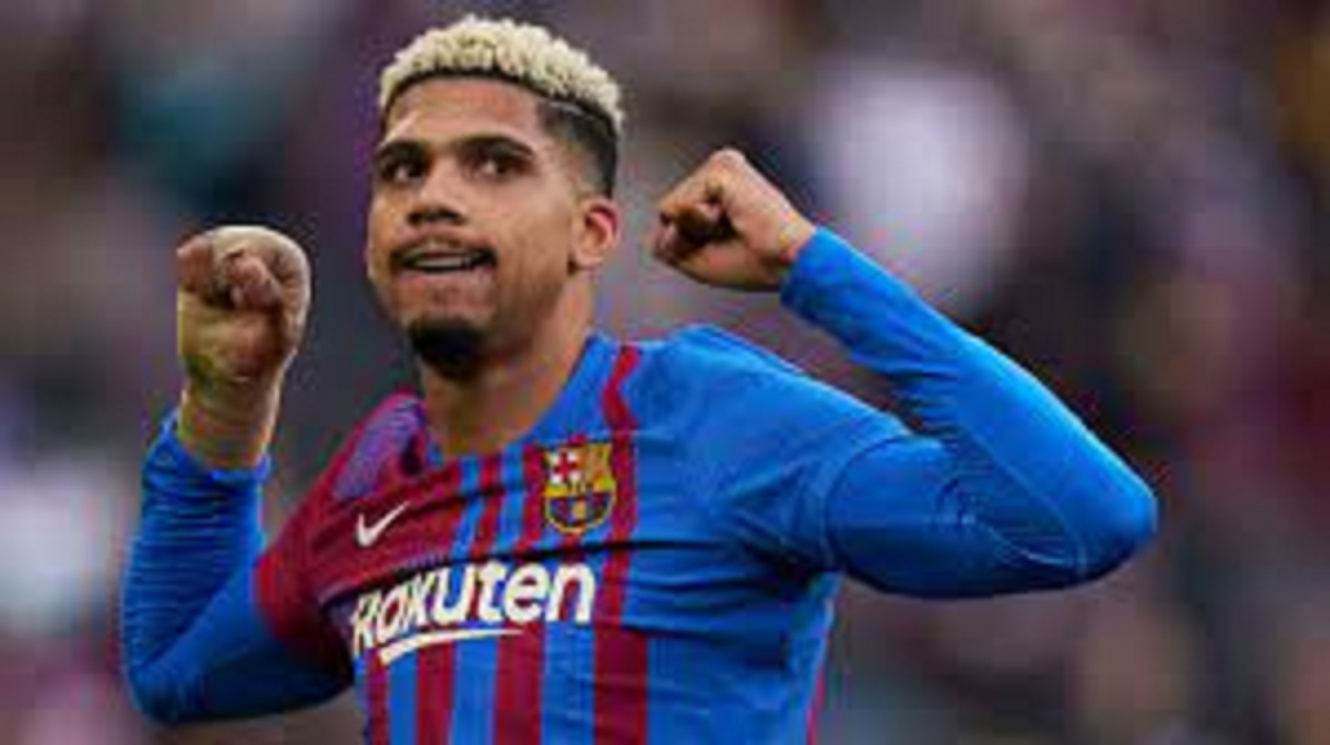 Barça : après une pause, Ronald Araujo est de retour