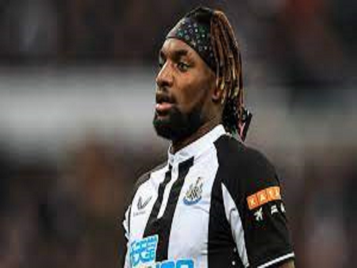 Saint-Maximin : au cœur d’une grosse polémique après s’être comparé à Sadio Mané, le joueur sort de son silence