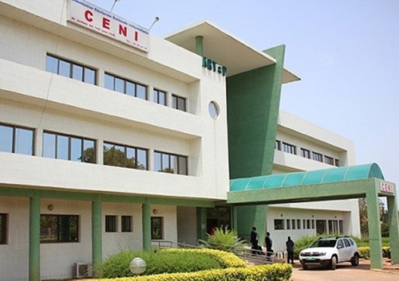 Togo / L’ANPE recrute pour la CENI : Plusieurs postes dont 6 400 opérateurs de saisie (OPS) ; 310 …  (14 juillet 2022)