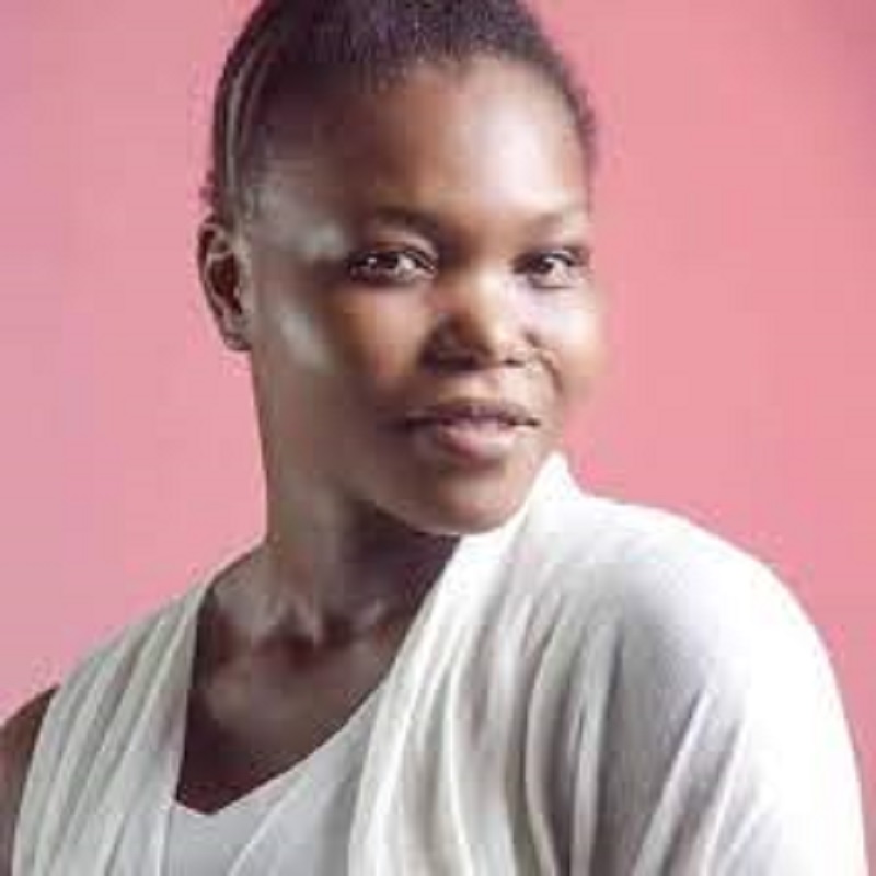 Togo/Musique :  »Aidez-moi s’il vous plaît, je n’ai personne »; l’artiste Djenny Djella lance un SOS (vidéo)