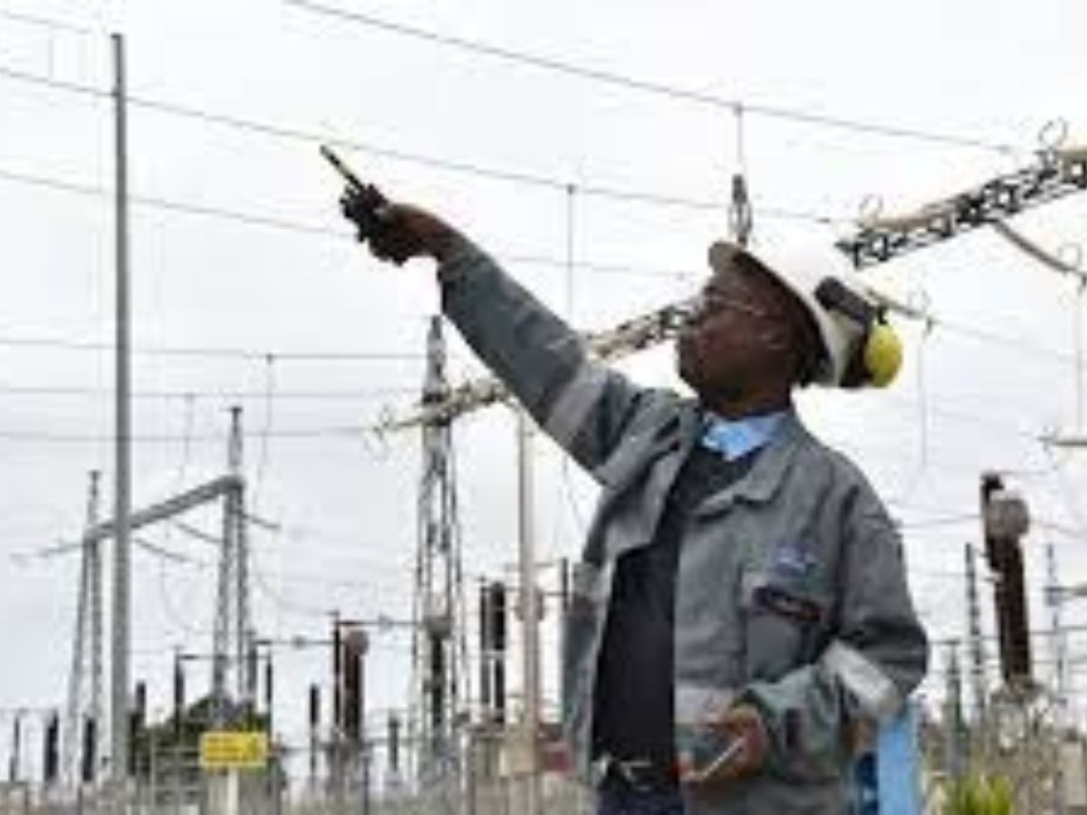 Afrique : Voici les 10 pays qui affichent les taux d’électrification les plus élevés et les plus faibles
