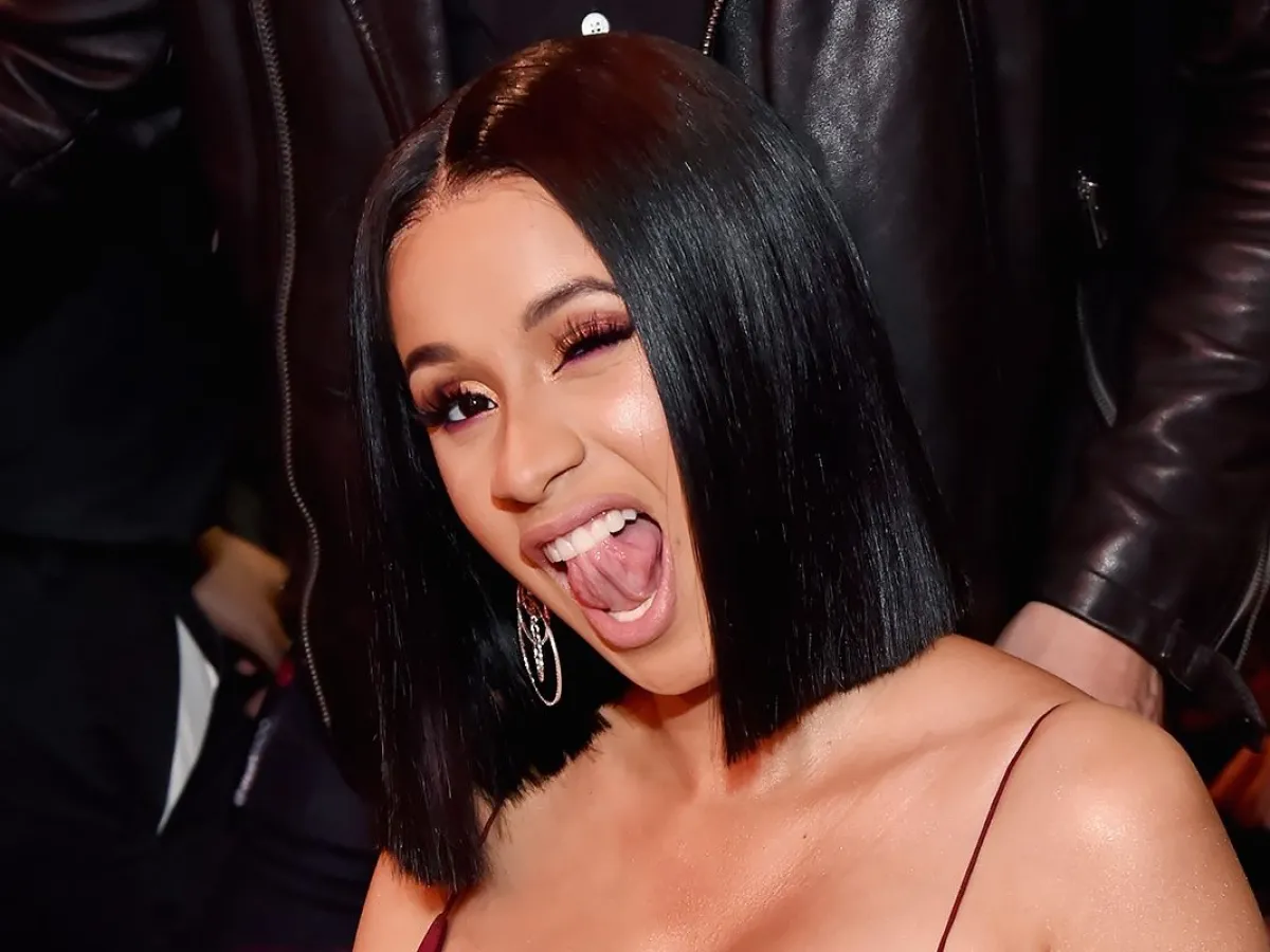 Cardi B : 1 million de dollars pour un concert de 35 minutes ; le cachet de la chanteuse fait jaser