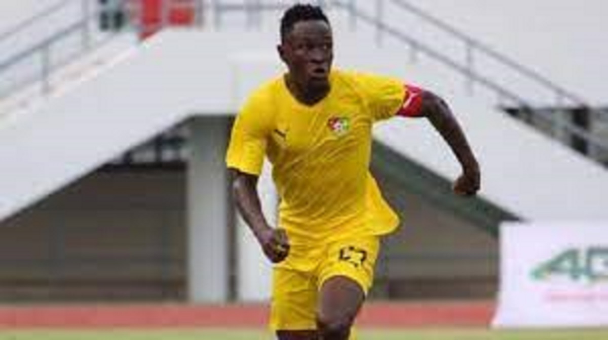 Djene Dakonam : « Nous sommes ici pour prendre les 3 points », le capitaine des Éperviers se confie avant le match face au Cap-Vert
