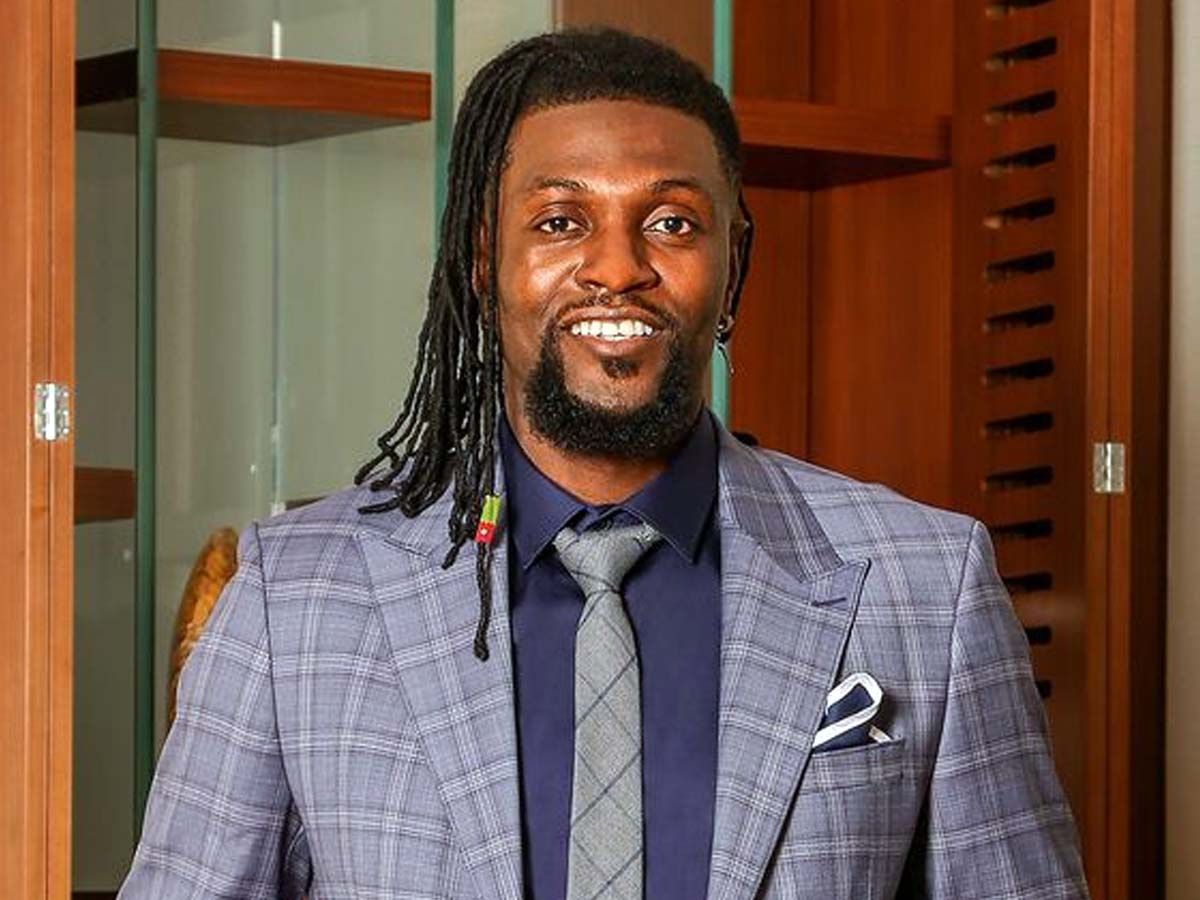 Emmanuel Adebayor : la légende pose bientôt ses valises dans un autre pays