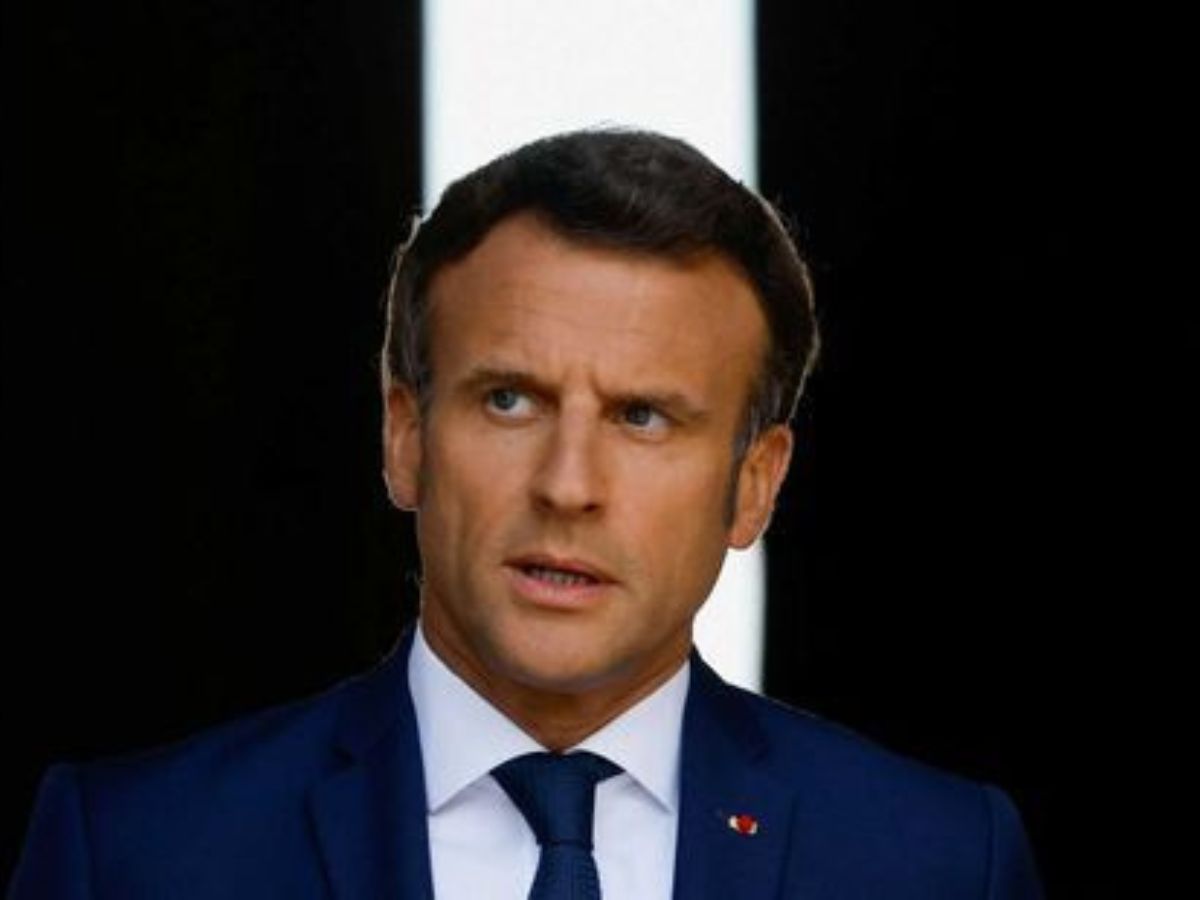 Emmanuel Macron pris à partie par une lycéenne… Cette séquence fait le buzz sur la toile (vidéo)