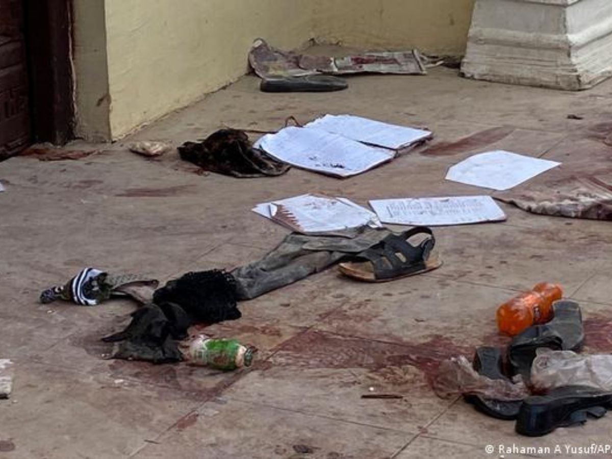 Massacre dans l’église au Nigéria : « J’ai dû me cacher sous le placard avec le bébé à la main. Il a tiré sur… », une survivante fait des terrifiantes révélations