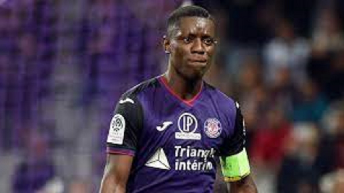 Les Ivoiriens sous le charme de Max Gradel : le footballeur pose un geste émouvant envers ce jeune accidenté