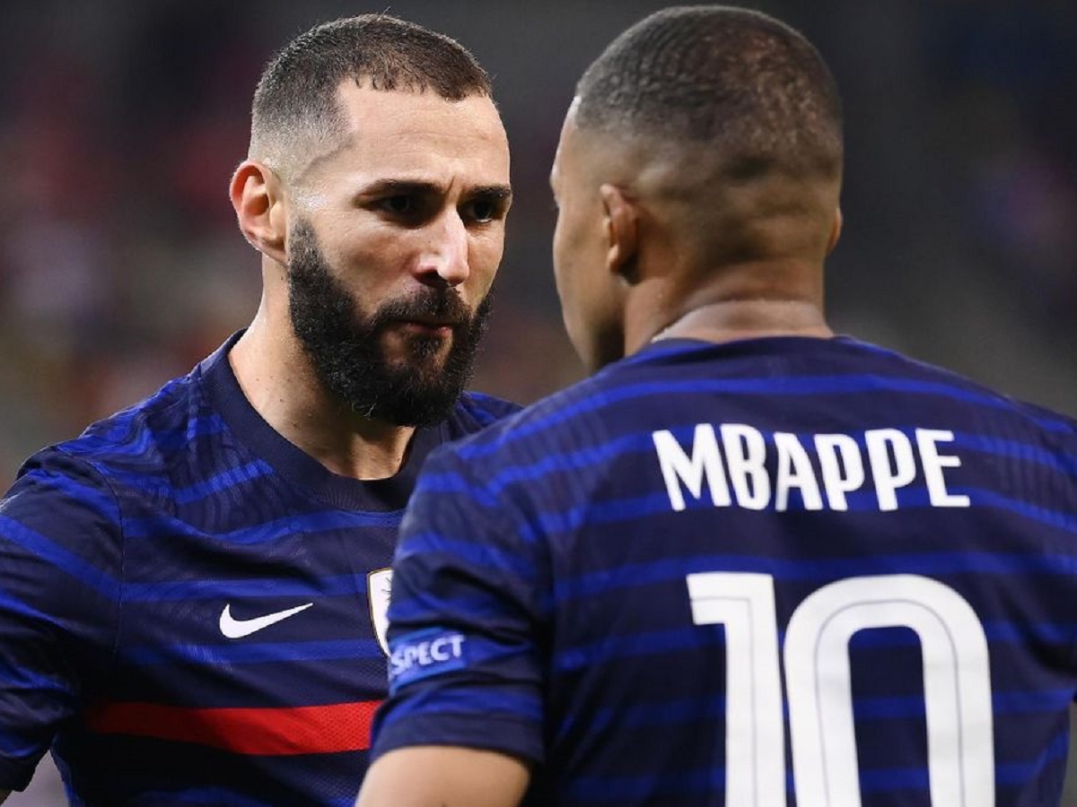 Une vidéo montrant Benzema en train de supplier Mbappé devient virale