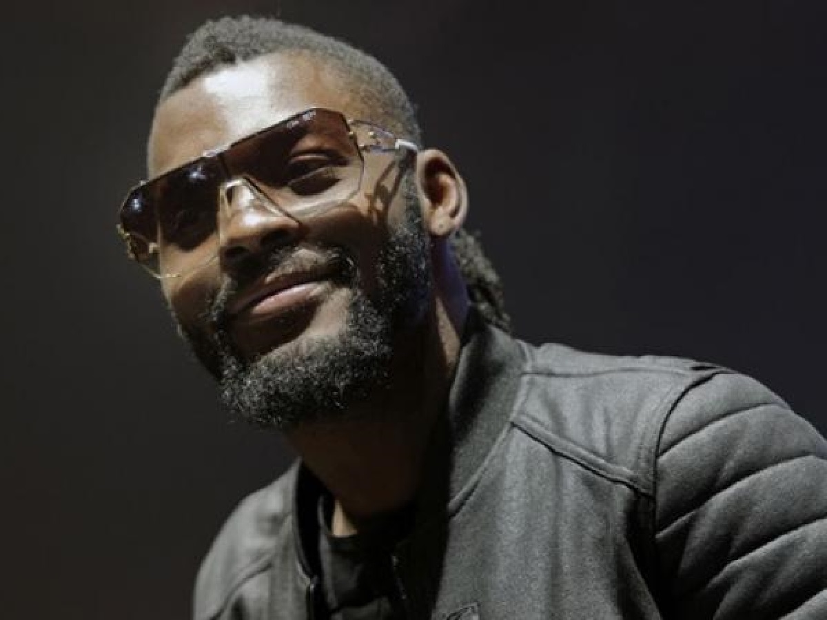 « …un beau garçon qui est le fruit de mes entrailles et le sang de feu Dj Arafat », une ex-copine chanteuse de la star sort de l’ombre