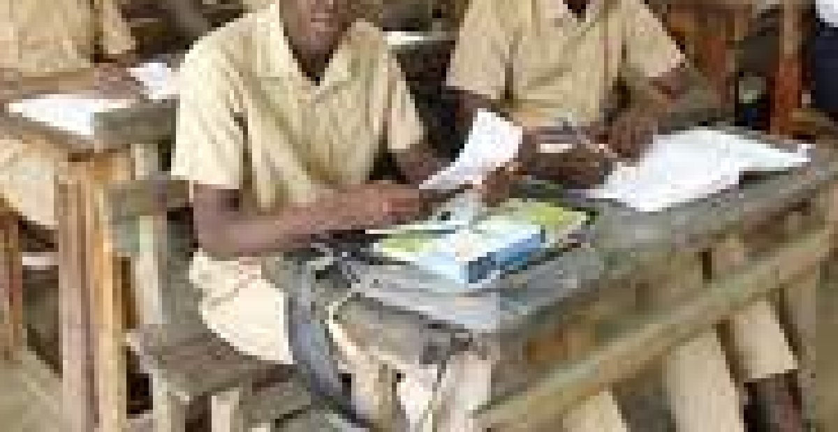 Togo / Rentrée des classes : la menace d’un redoublant aux nouveaux pour une histoire de place amuse le web