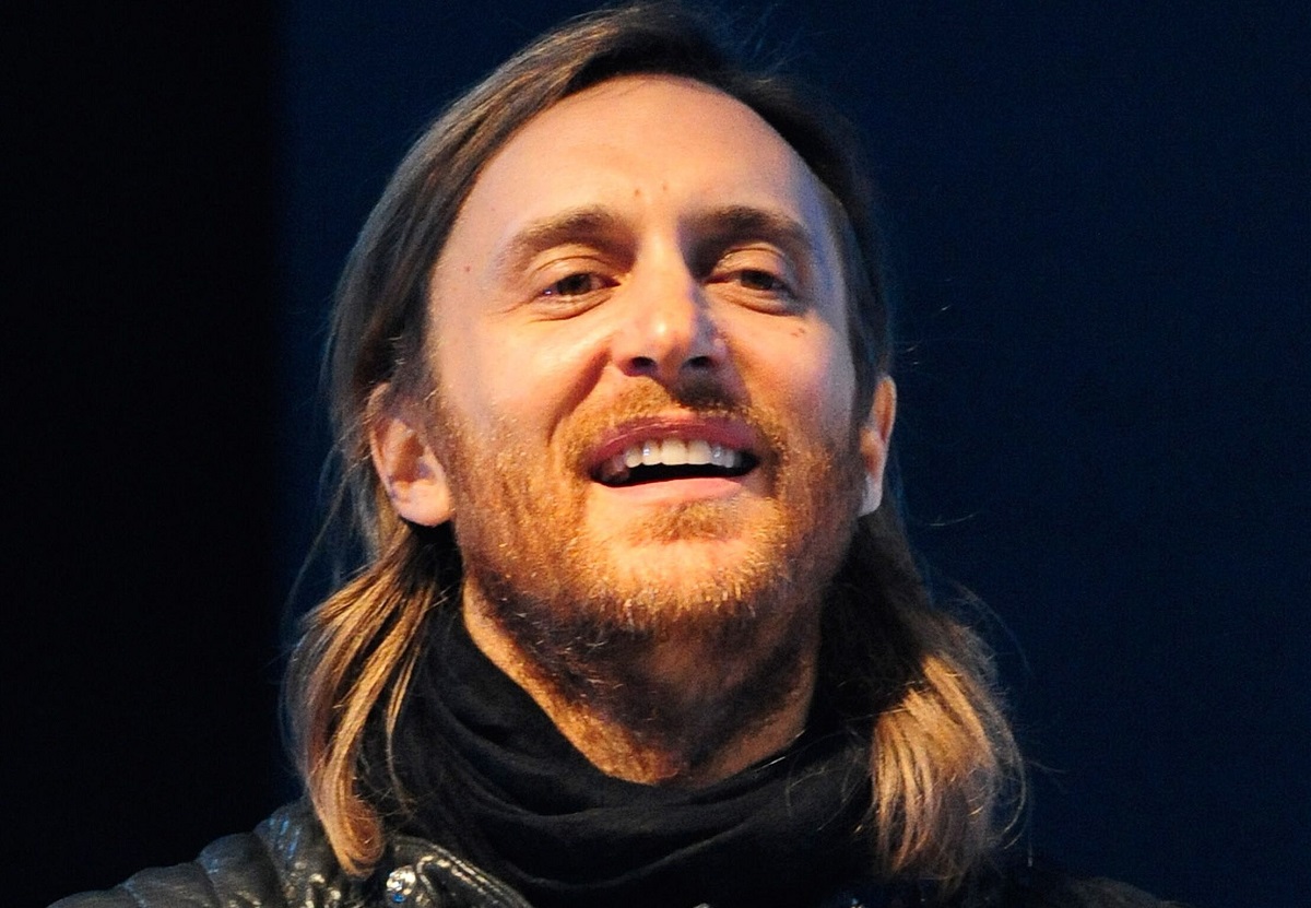 David Guetta : le célèbre Disc Joker charme la toile avec son corps de rêve