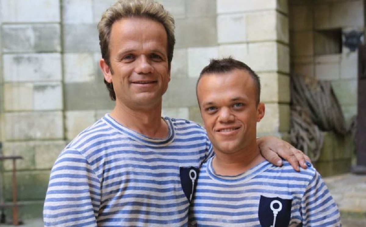 Fort Boyard : voici les vrais métiers de Passe-Partout et Passe-Muraille