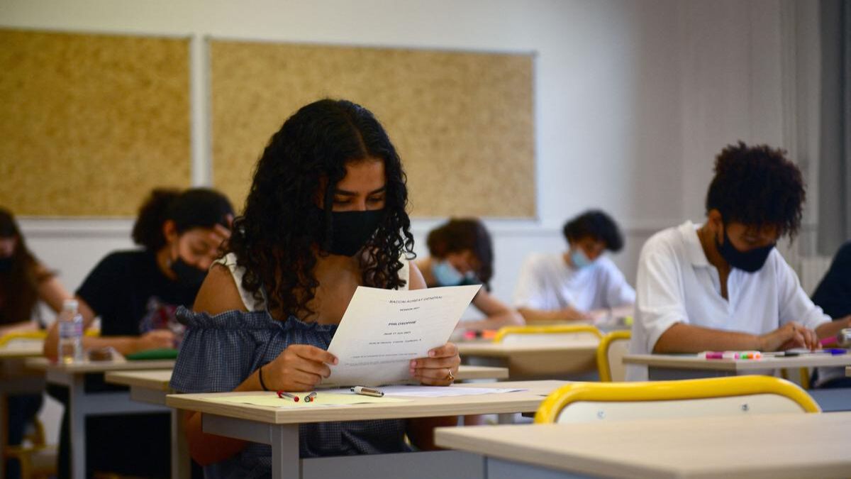 BAC 2022 : ces 2 filles ont eu leur baccalauréat avec plus de 19/20 de moyenne