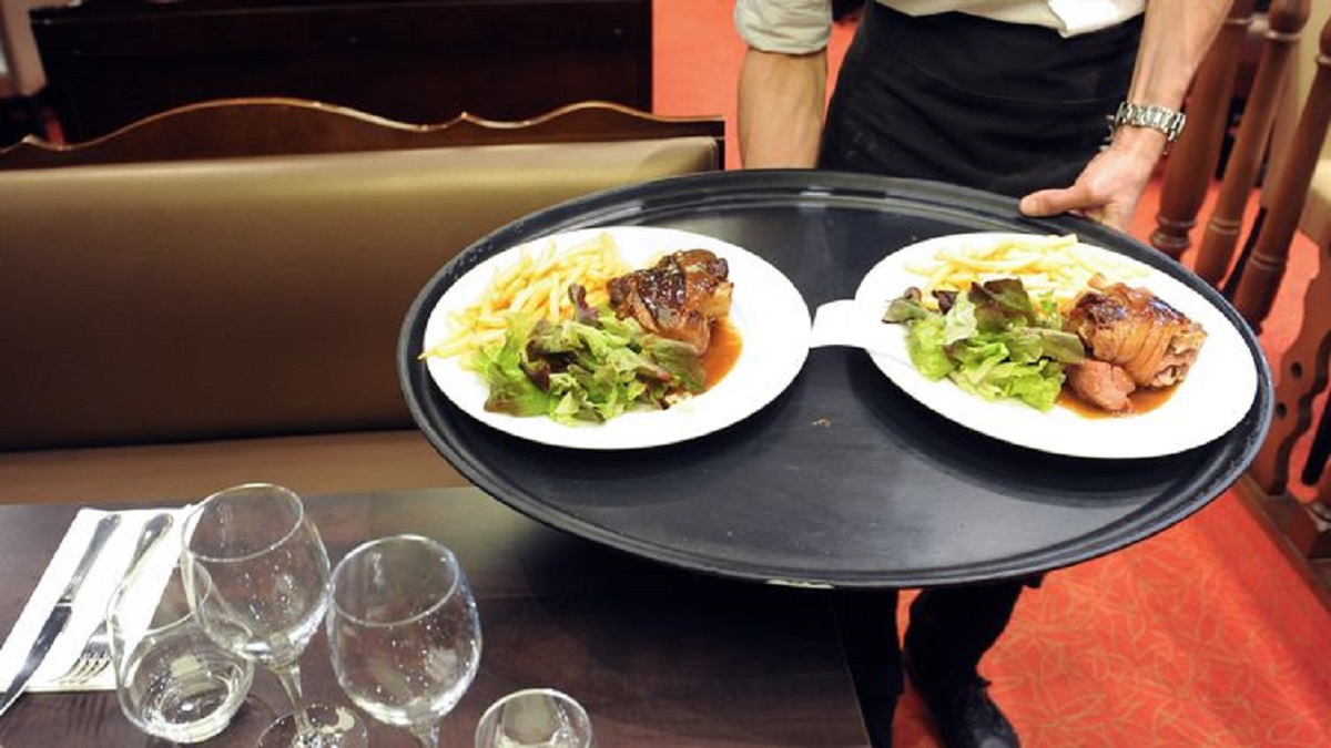 France : ce restaurant expulse les ‘’Noirs’’, les propriétaires présentent des excuses et promettent …