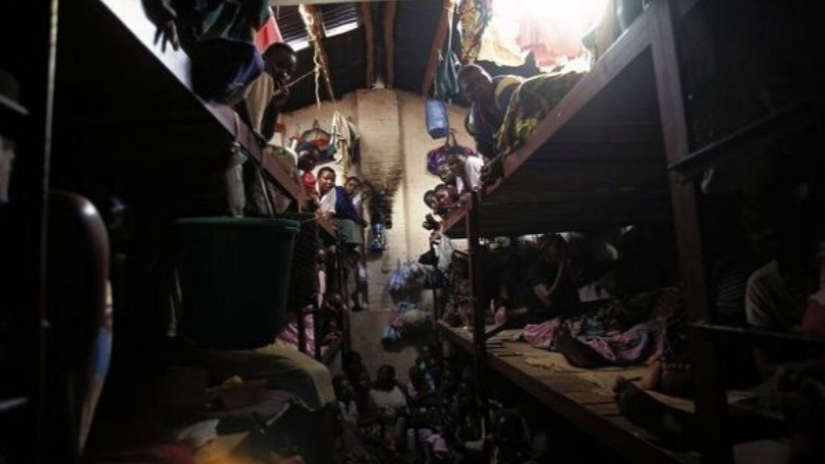 « Ils ont tellement faim qu’ils mordent parfois des morceaux de… » ; Voici la prison la plus inhumaine au monde où « les prisonniers mangent des cadavres » 