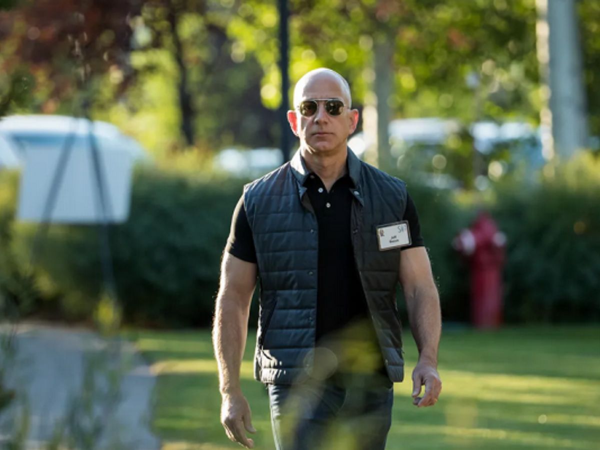 Jeff Bezos : Le fondateur d’Amazon serait au Gabon pour… ; cette indiscrétion fait jaser (Photo)