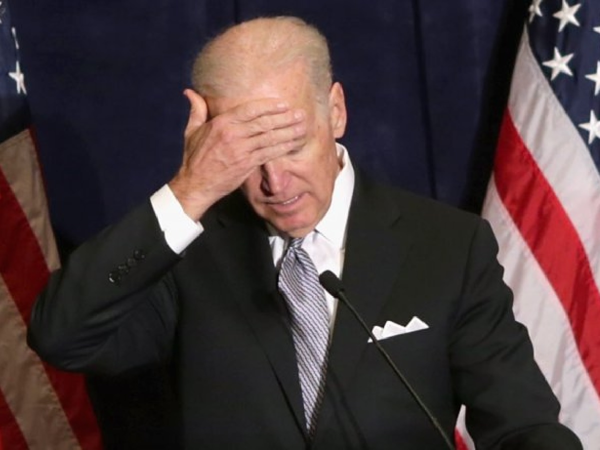 Joe Biden inquiète les Américains : en plein discours, le président s’oublie et s’adresse à une parlementaire décédée il y a un mois