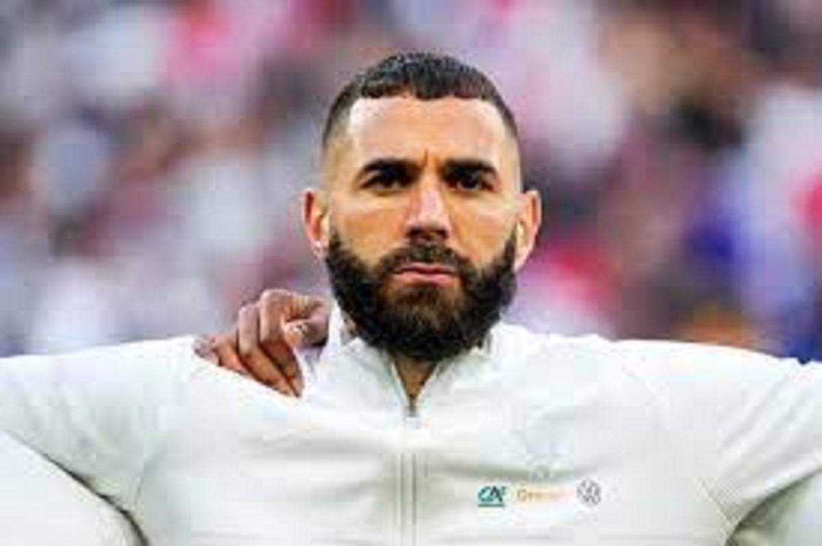 Karim Benzema : la petite gaffe du joueur sur Twitter enflamme la toile (photo)
