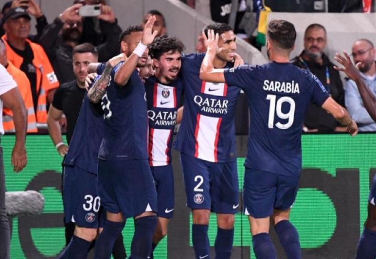 PSG : Messi, Neymar, Mbappé, Ramos et Marquinhos font un complot contre Verrati en le faisant tourner… (vidéo)