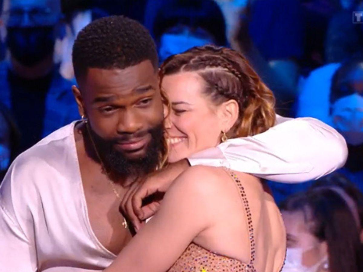 Tayc en couple avec Fauve Hautot ? « On est toujours ensemble… », l’artiste met fin au mystère (vidéo)