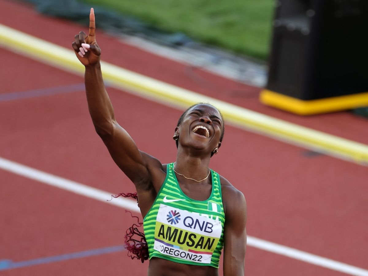 Tobi Amusan : l’athlète nigériane explose le record du 100m haies 2 fois ; Usain Bolt réagit (vidéo)
