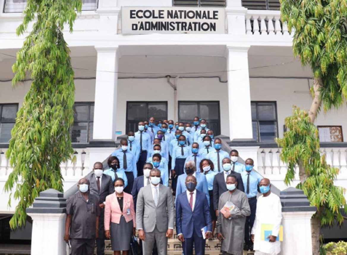 Togo : l’Ecole Nationale d’Administration recrute pour plusieurs postes (13 juillet 2022)