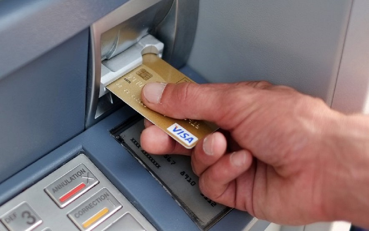 « Surveillez vos comptes bancaires, car ces derniers moments… » ; une alerte vient d’être lancée par… (photo)
