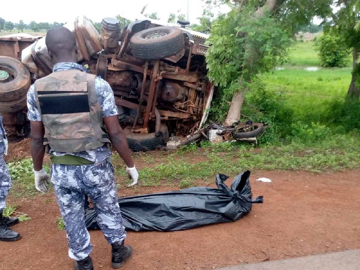 Togo / drame : un camion se renverse sur un jeune gendarme à Dapaong