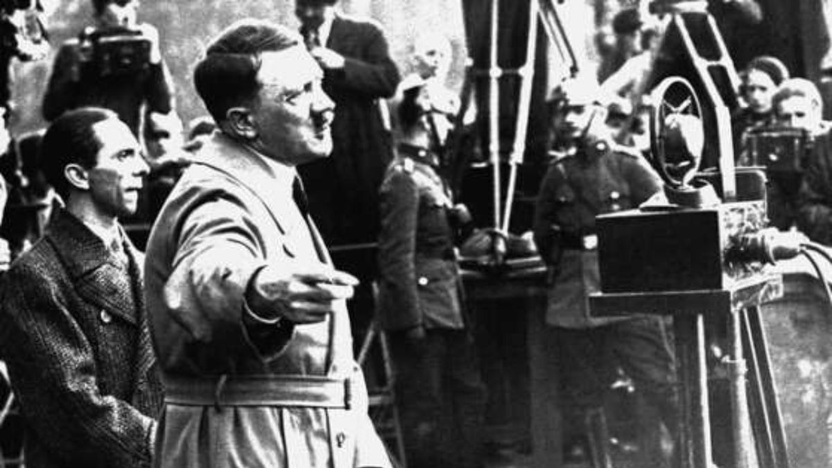 Adolf Hitler : cet objet précieux du dictateur nazi vendu à plus d’un million de dollars lors d’enchères controversées